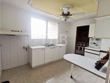 VENTA DE CASA EN BRISAS DEL GOLF $290,000 #523