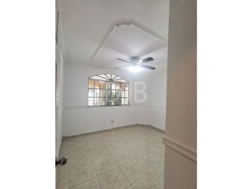 VENTA DE CASA EN BRISAS DEL GOLF $290,000 #523