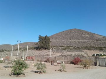 Casa en Venta en Fundo El Recreo/ Algarrobito
