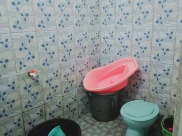 rumah dijual butuh bedahan sawangan surat SHM