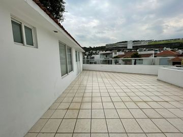 OPORTUNIDAD: CASA CON INCREIBLE VISTA