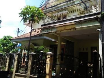 Rumah dijual murah dekat kampus unmer dan UIN di tidar lowokwaru kota Malang.