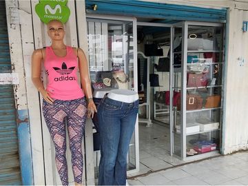local comercial de venta  manta zona centro Manabí