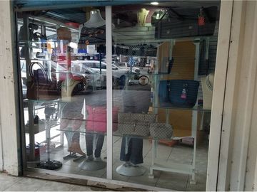 local comercial de venta  manta zona centro Manabí