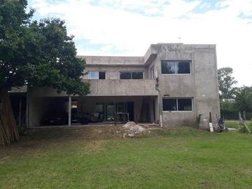 VENTA DE CASA EN juana Koslay