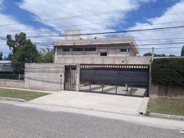 VENTA DE CASA EN juana Koslay