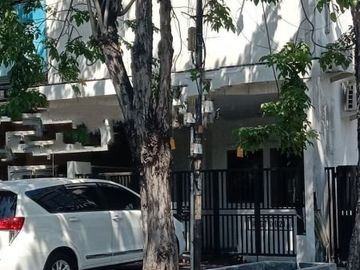 DISEWAKAN Tempat Usaha di NOL JALAN Raya Bung Tomo