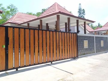 Nikmati Hari Pensiun Anda di Rumah Joglo Lingkungan Asri Prambanan