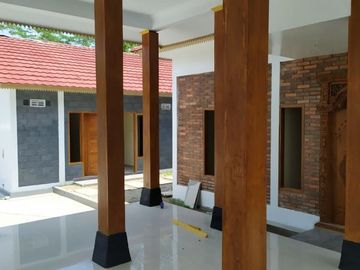 Nikmati Hari Pensiun Anda di Rumah Joglo Lingkungan Asri Prambanan