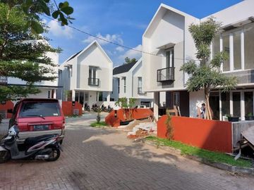 Readystock Hanya 1 Unit Rumah 2LT Full Furnished ala Eropa di Cikutra Bandung