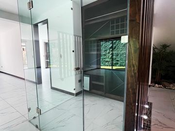 Casa en Venta de 5 recámaras con baño, Junto a Sonata Lomas de Angelópolis II