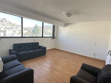 VENTA DE EDIFICIO EN LAGO DE GUADALUPE
