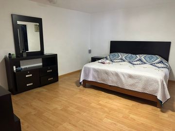 VENTA DE EDIFICIO EN LAGO DE GUADALUPE