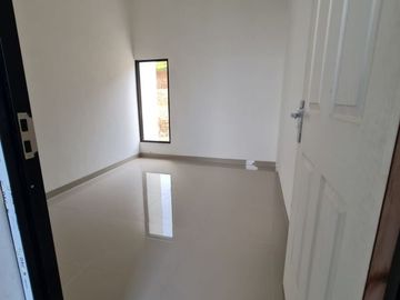 Rumah Hoek dkt Pasar Cikambuy Katapang Baleendah DP 30JT all in Gasken