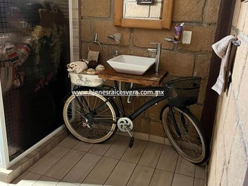 CASA EN VENTA EN TEQUISQUIAPAN EN REAL DEL CIERVO JANE