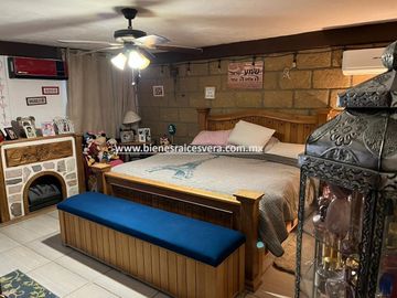 CASA EN VENTA EN TEQUISQUIAPAN EN REAL DEL CIERVO JANE