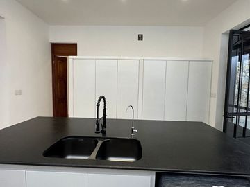 Casa de un piso en Centro Histórico cerca de La Ermita
