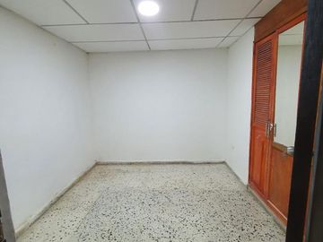 apartamento en venta en los robles. Cod V90703