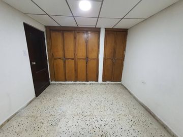 apartamento en venta en los robles. Cod V90703