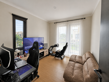Rumah Hook Premium Semi Furnished di Carson Symphonia Summarecon Gading Serpong dekat pusat kuliner