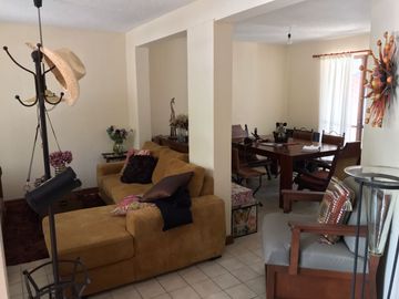 Casa en venta - (3)