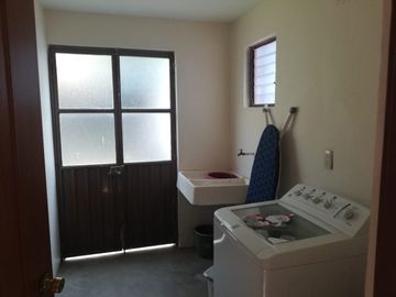 Casa en venta - (3)
