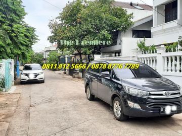 RUMAH BESAR DI KELAPA PUYUH ada 4 kamar kost (2 terisi)