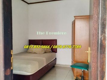 RUMAH BESAR DI KELAPA PUYUH ada 4 kamar kost (2 terisi)