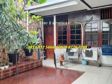RUMAH BESAR DI KELAPA PUYUH ada 4 kamar kost (2 terisi)