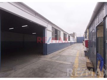 Local Comercial de 2,000 mt ubicado en la cuadra 24 de la Av. Venezuela

El Terreno ha funcionado como oficinas y almacenes de una prestigiosa empre