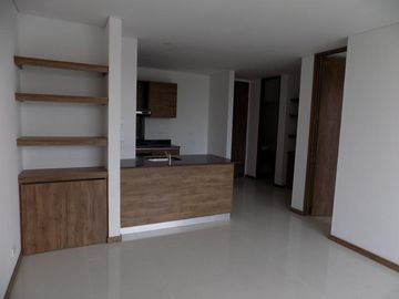 apartamento en arriendo en altamira. Cod A77155