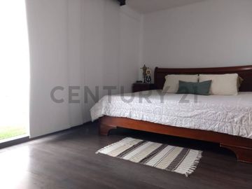 EN VENTA CASA EN DOS PLANTAS EN CONJUNTO LOS VIÑALES