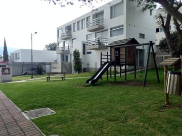 EN VENTA CASA EN DOS PLANTAS EN CONJUNTO LOS VIÑALES