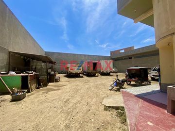 Se Vende Local Comercial En Av. El Dorado 2800 - Jose Leonardo Ortiz