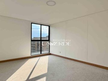 Espectacular apartamento de 99m2 + 24m2 de terraza privada