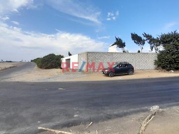 ✨ ¡Oportunidad única para inversores y soñadores! ✨

📍 Ubicación Privilegiada en condominio a 2 minutos de la Playa Puerto Morin.

🚀 Potencial Sin