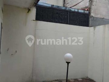 Dijual Rumah 2 Lantai Minimalis Hadap Selatan Siap Huni Sutera Feronia Alam Sutera
