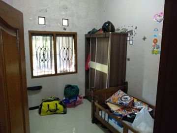 DIJUAL RUMAH 2 LANTAI KAMAR 6 DEKAT RAYA SENGKALING DAU MALANG