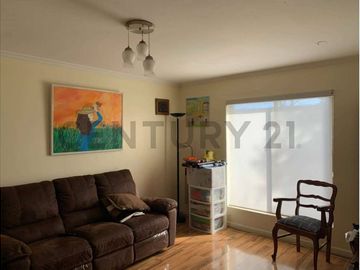 Se vende Casa con amplio terreno en Chiguayante