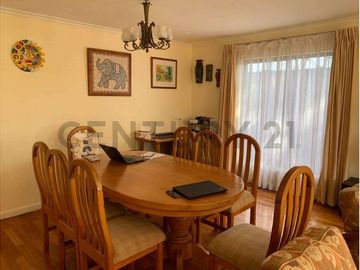 Se vende Casa con amplio terreno en Chiguayante