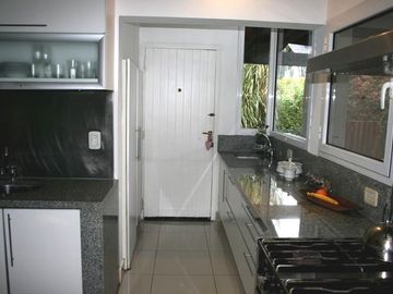 Casa en venta 4 amb en Altos del Sol