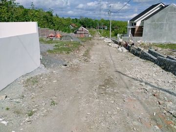 RUMAH SIAP HUNI ONE GATE DEKAT UIN PAJANGAN