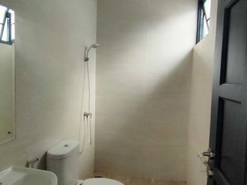 DIJUAL RUMAH 2 LANTAI DEKET GERBANG TOL DI CLUSTER HAZEL BANJAR WIJAYA