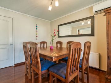 Hermosa casa en venta, Condominio Altos del Parque, Peñalolén. Reciben Ofertas!!!