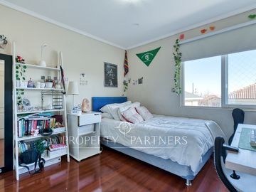 Hermosa casa en venta, Condominio Altos del Parque, Peñalolén. Reciben Ofertas!!!