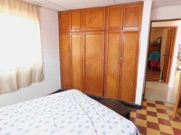casa en venta en san josé. Cod V84830