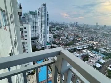 DIJUAL: Apartemen Cosmo Mansion 3 Kamar Tidur, luas 87 m2*/91m