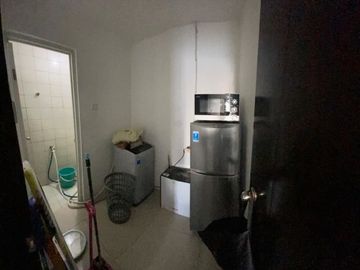 DIJUAL: Apartemen Cosmo Mansion 3 Kamar Tidur, luas 87 m2*/91m
