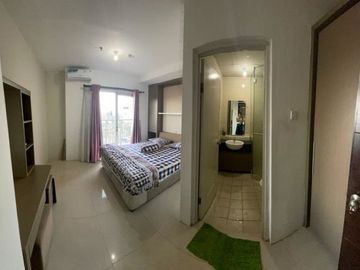 DIJUAL: Apartemen Cosmo Mansion 3 Kamar Tidur, luas 87 m2*/91m