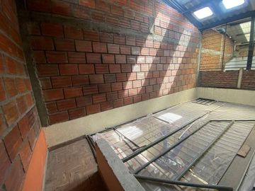 casa en venta en urbanización la nueva base. Cod V36